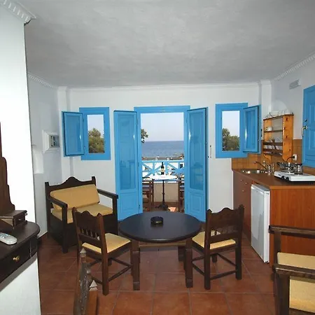 Happy Fish Apartment Perissa (Santorini)